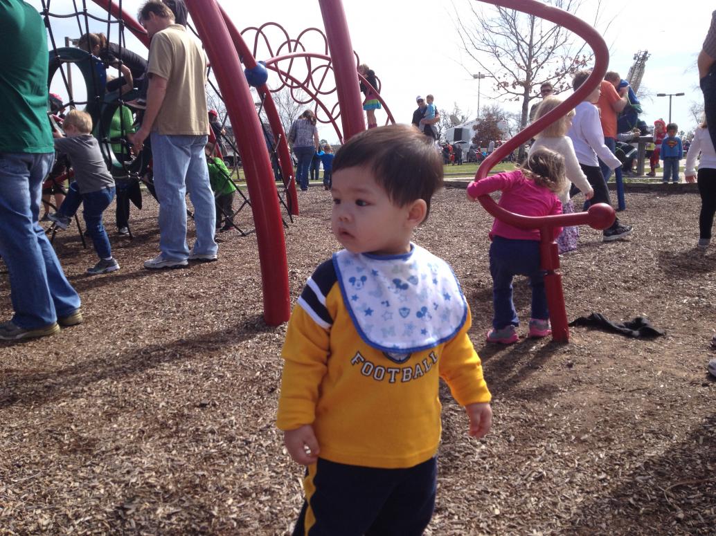 Ngày 2/22/2014 cả nhà đi công viên chơi.
